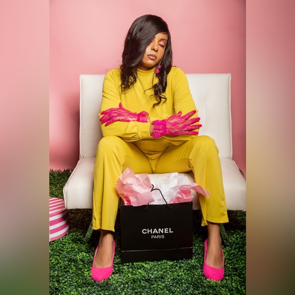 Meet your Posher, Jade Kay - Picture 6 of 11